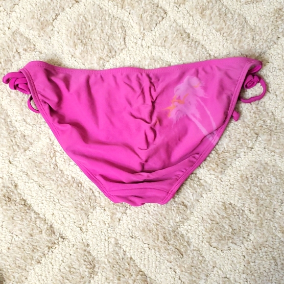 Bikini Bottom - Picture 2 of 4